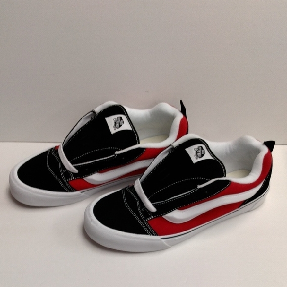 Vans Knu Skool Classic Blk/Red - Picture 1 of 7